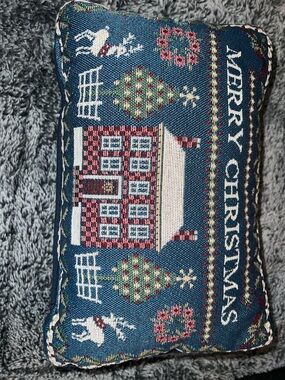 Vintage Festive Merry Christmas Blue Holiday Decorative Tapestry  Pillow GUC